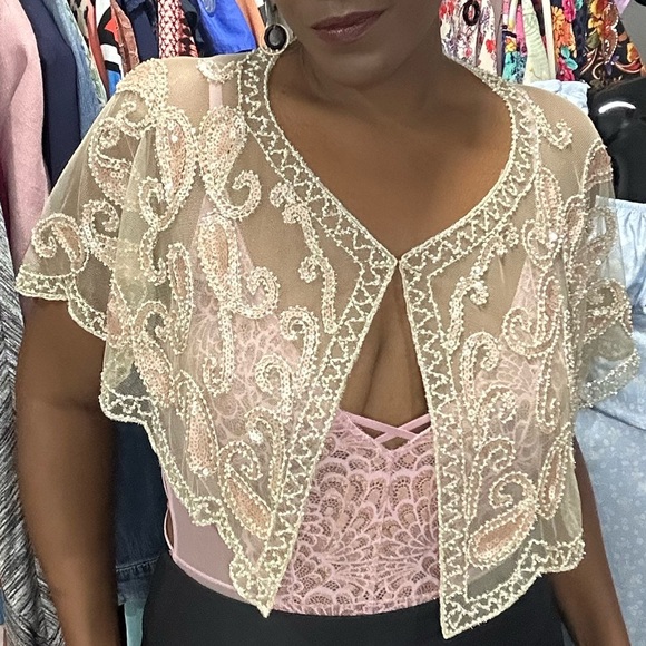 Vintage Elegant Beige Embroidered Beaded Women's Cape - Picture 2 of 3